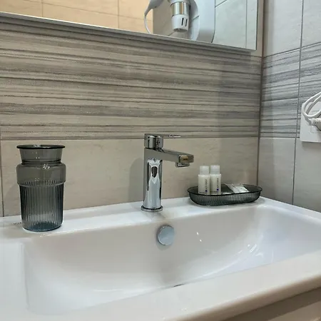 Posty's Bed & Breakfast